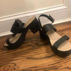 Black Strappy Platform Sandal